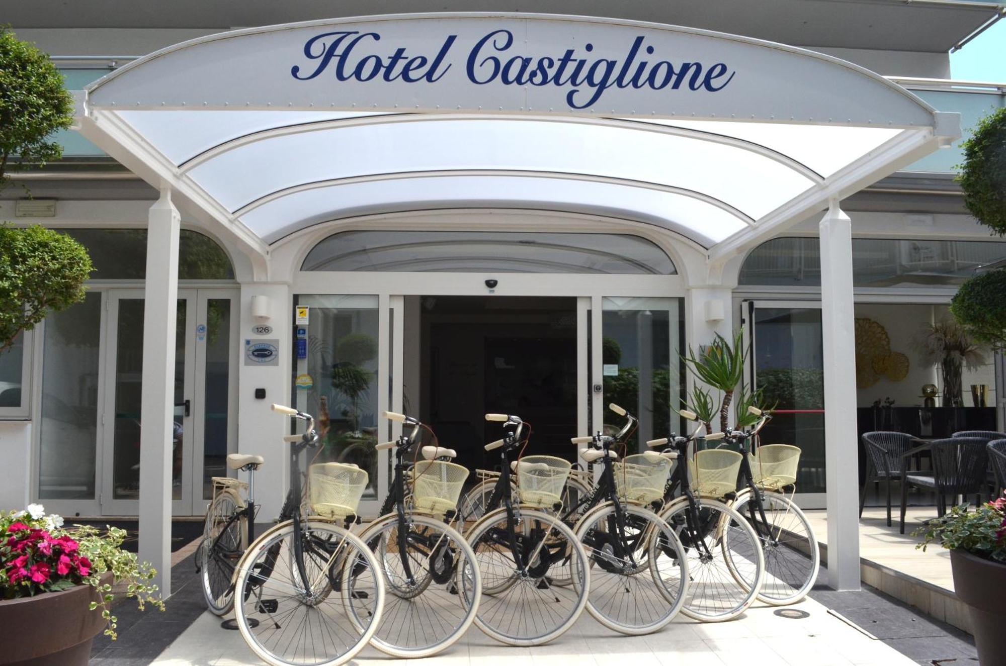 Hotel Castiglione Lignano Sabbiadoro Exterior photo
